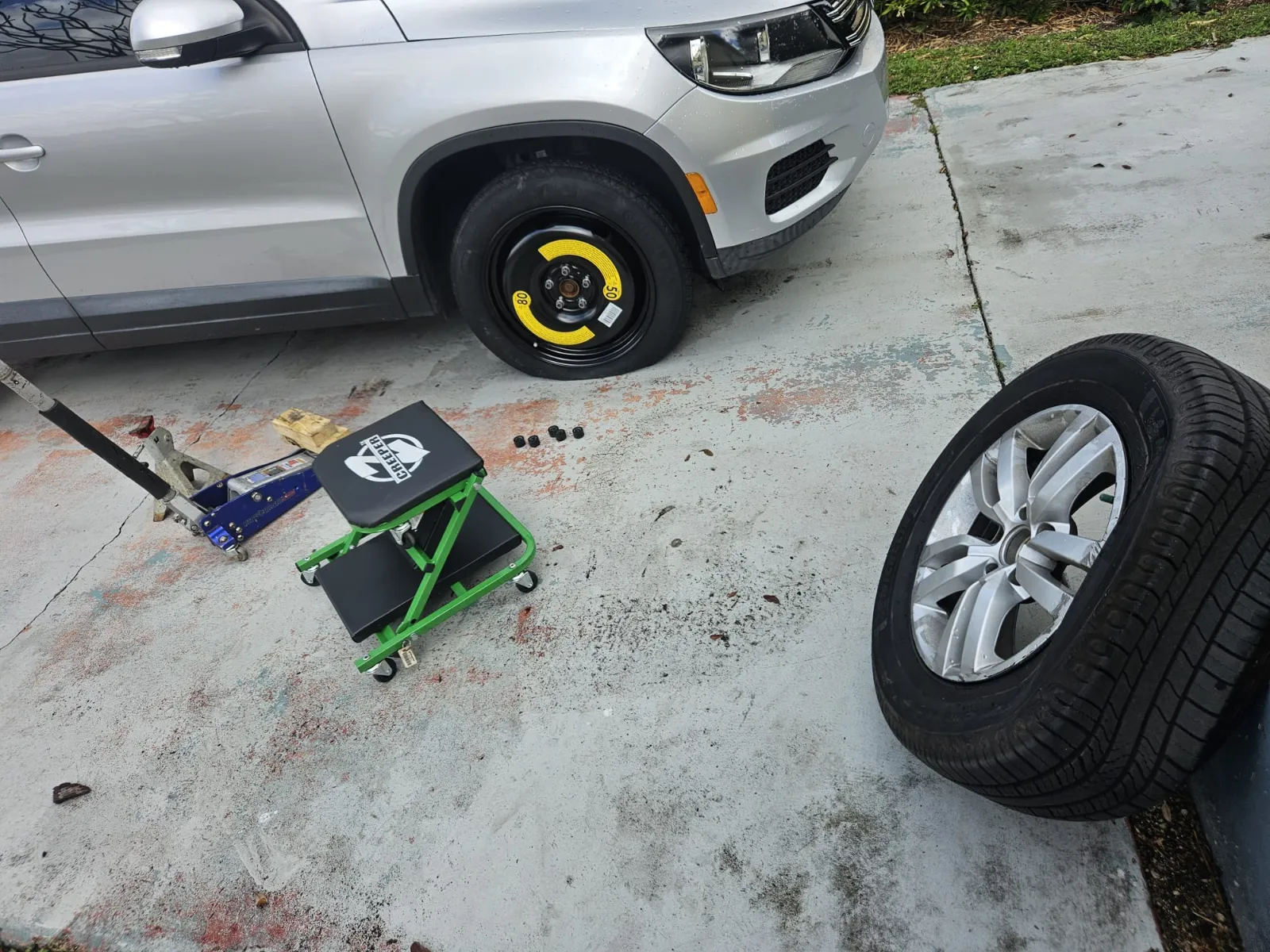 Spare swap on VW SUV