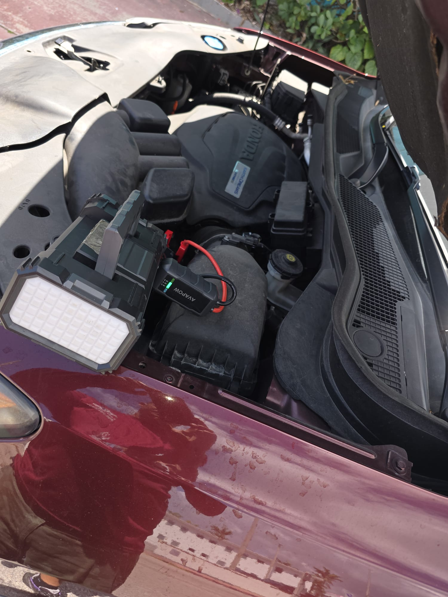 Honda engine bay jump