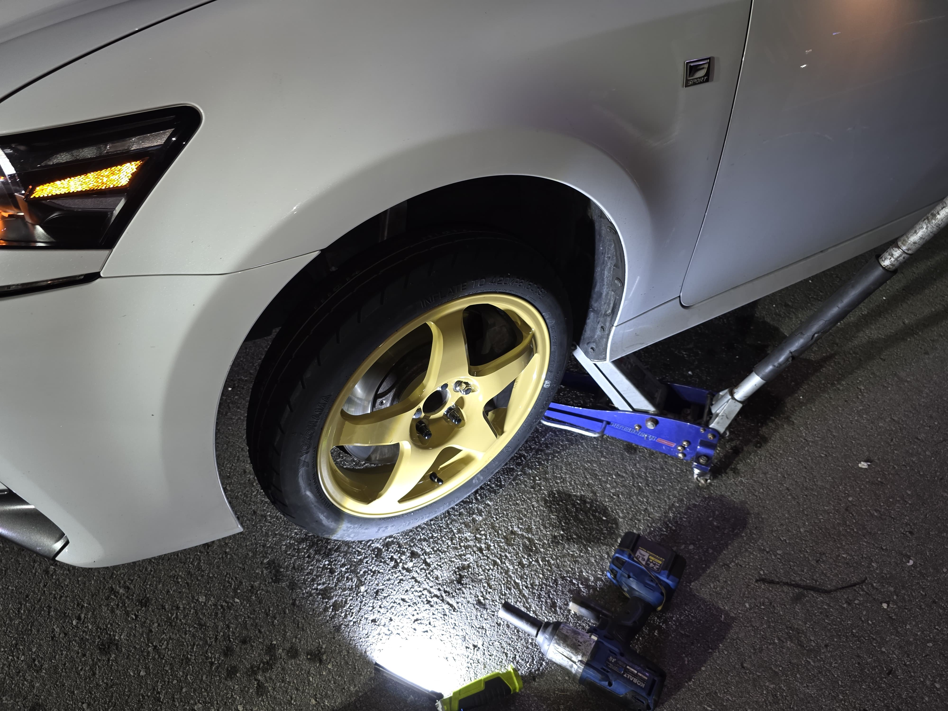 Lexus on low-profile jack