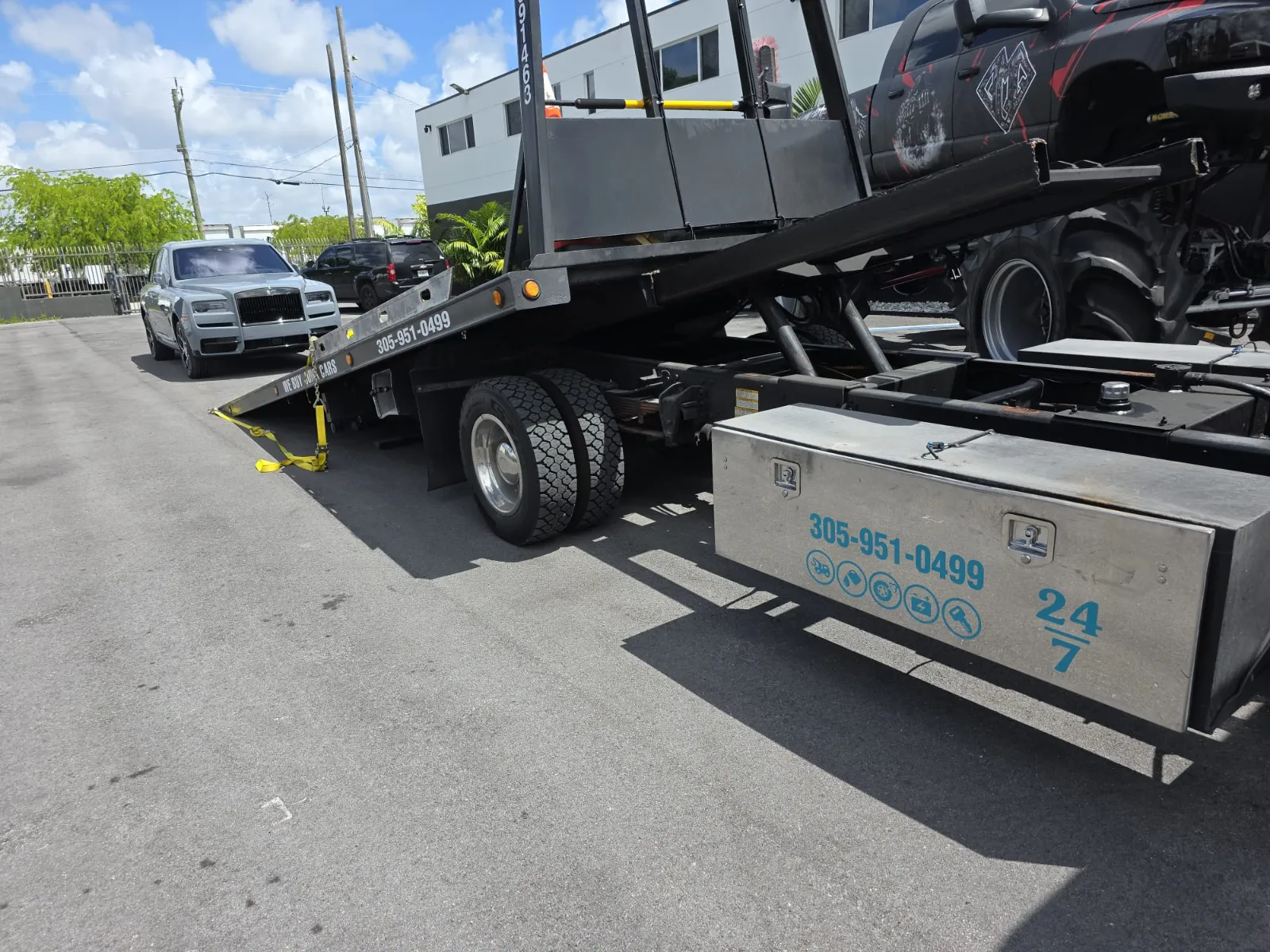 Rolls Royce Cullinan on site